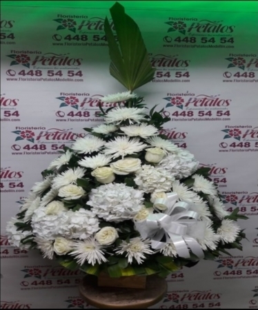 floristeria-flores-envigado-rf-26-la-muerte-se-ha-llevado-su-cuerpo-pero-su-espiritu-siempre-estara-con-nosotros-por-siempre-en-nuestros-corazones-floristeria-flores-envigado